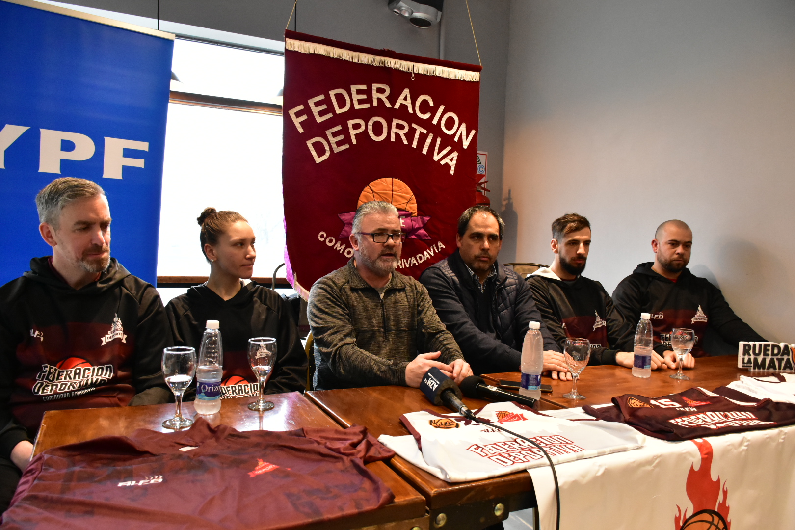 El Municipio acompañó la presentación de los planteles de Federación Deportiva que disputarán torneos nacionales