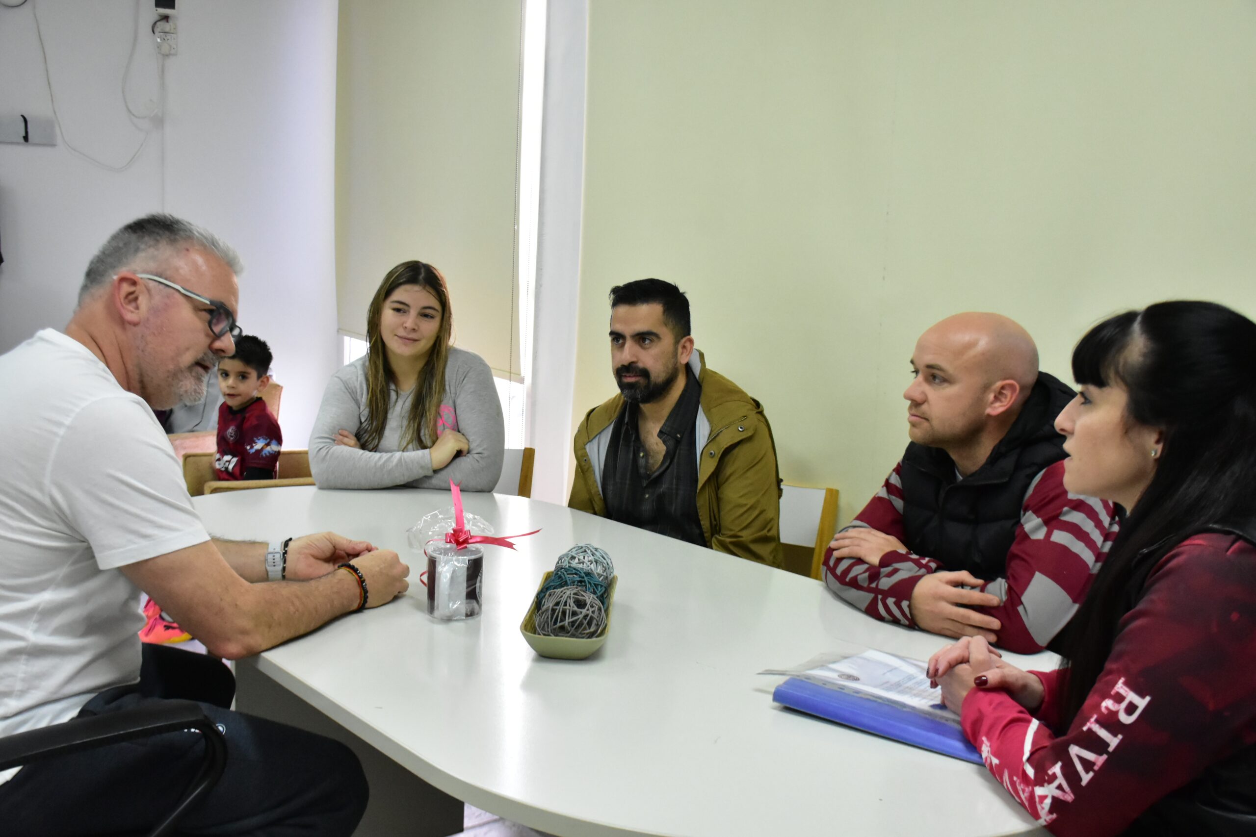 Comodoro Deportes recibió al club de futsal formativo Lanús Infantil