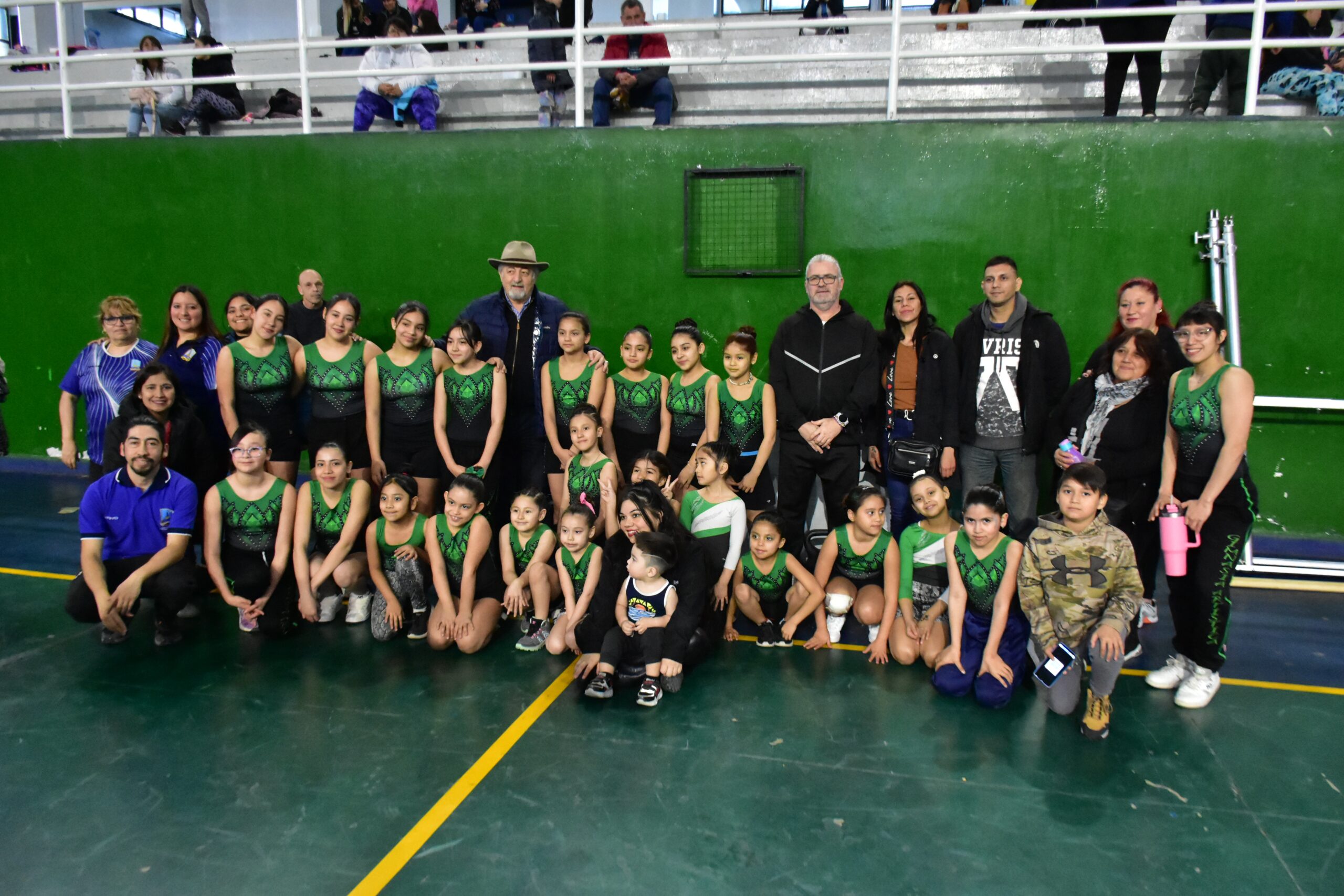 Se entregó material deportivo para actividades del Municipal Nº3